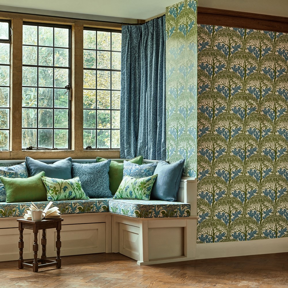 The Savaric Wallpaper 217340 by Morris & Co in Garden Green